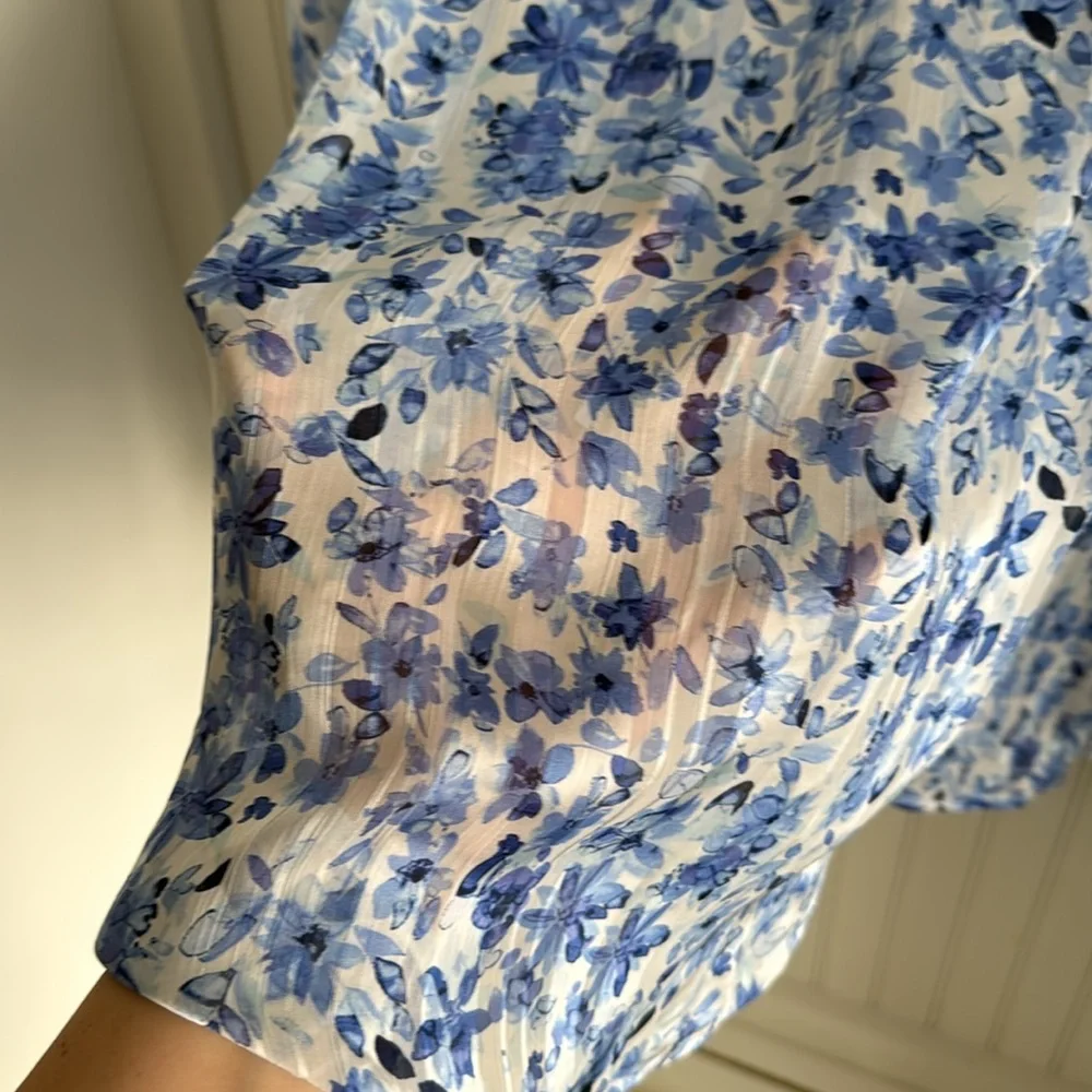 H&M Frill Crepe Floral Long Sleeve Blouse - Picture 6 of 8